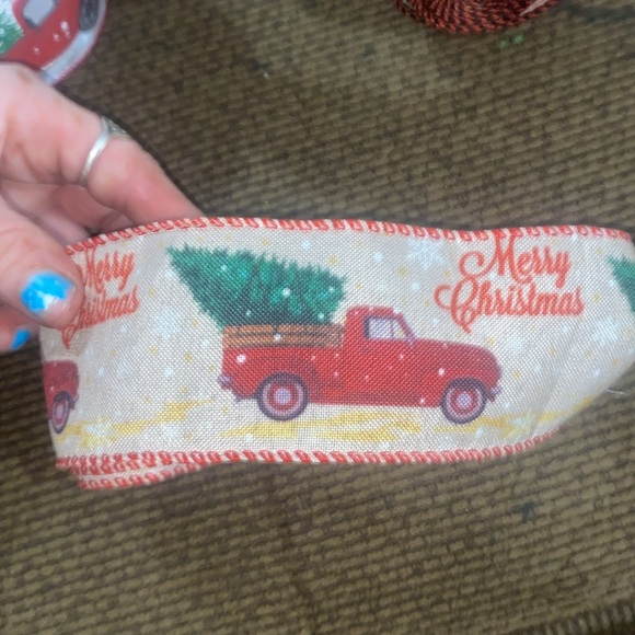 2.5 “CHRISTMAS wire ribbon lot of 3 - Picture 4 of 4